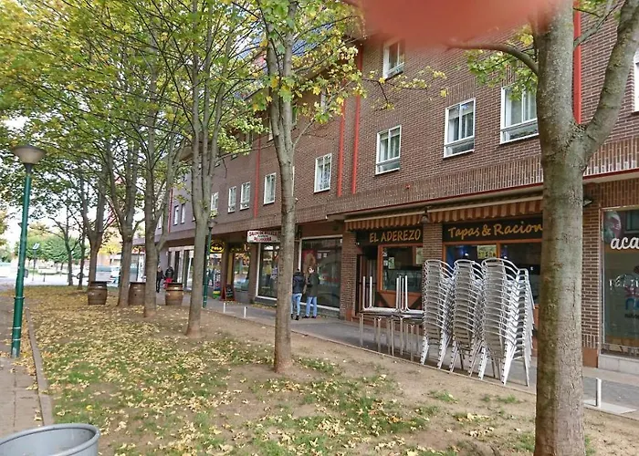 Confortable Y Luminoso Apartman